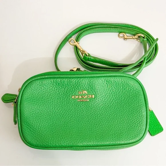 Vintage COACH Crossbody Green Purse in Polished Pebble Leather - Picture 5 of 13